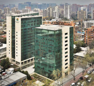 Hyatt Place Vitacura y Edificio Oficinas